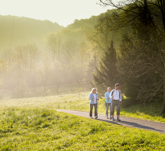 Early spring hikes | © Thermen- & Vulkanland | Pixelmaker | pixelmaker.at