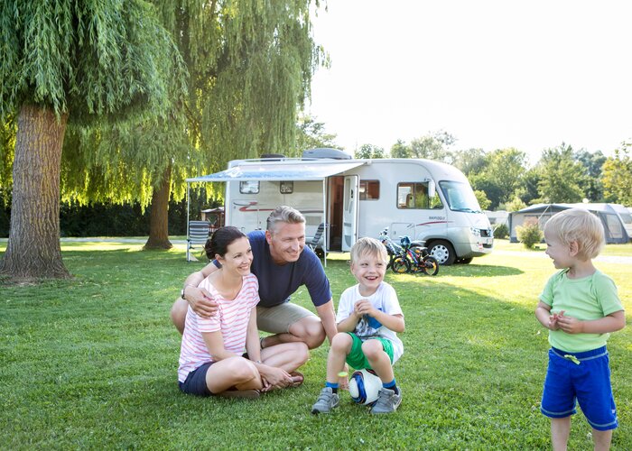 Camping holidays in the midst of magnificent nature  | © Thermen- & Vulkanland | Harald Eisenberger