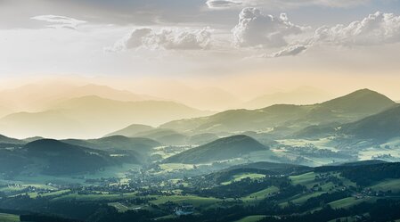 Blick vom Schöckl nach Semriach im Norden  | © Region Graz | Pixelmaker