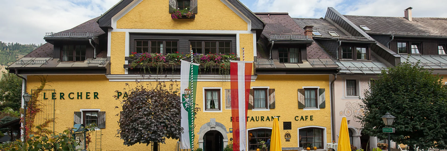 Außenansicht Hotel Gasthof Lercher | © Busreisen Steiermark