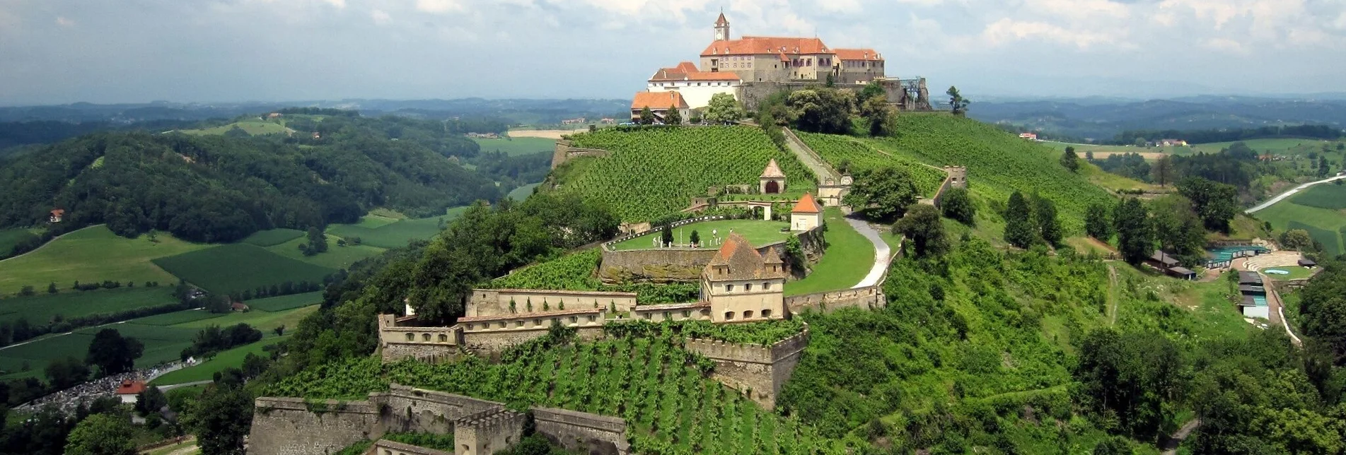 Wanderung Genusswanderweg Riegersburg (Historischer Rundweg) - Touren-Impression #1 | © Erlebnisregion Thermen- & Vulkanland