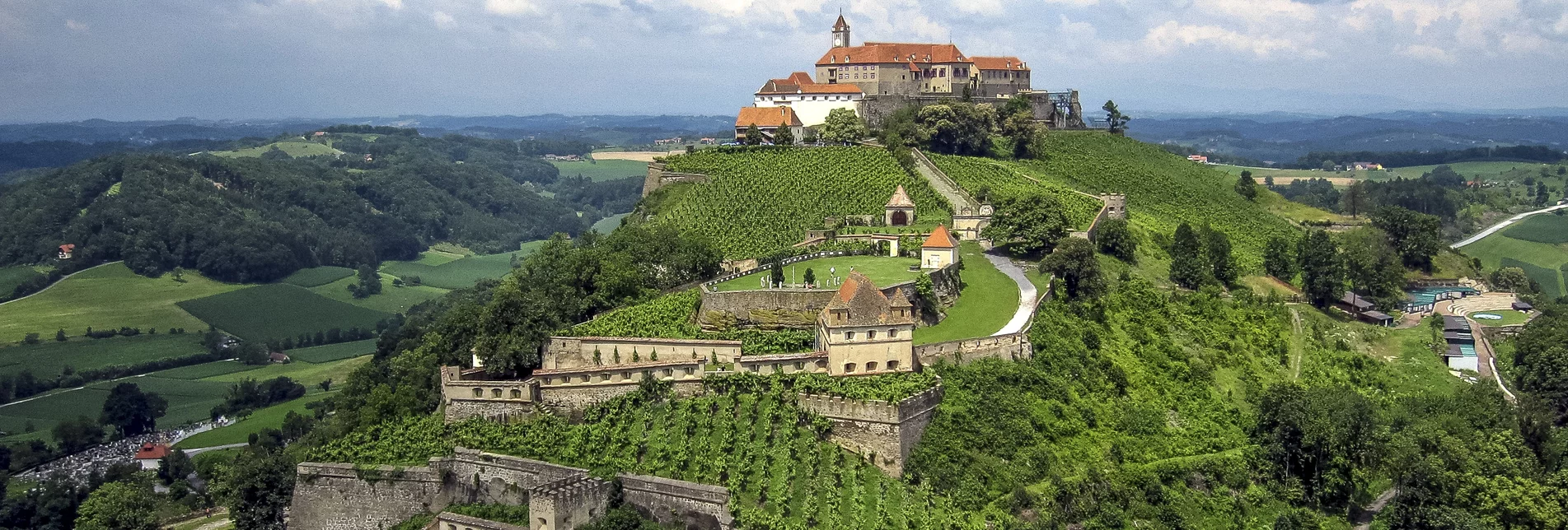 PackageKulinarische Schlösserstraße - Eine historische Kulturreise