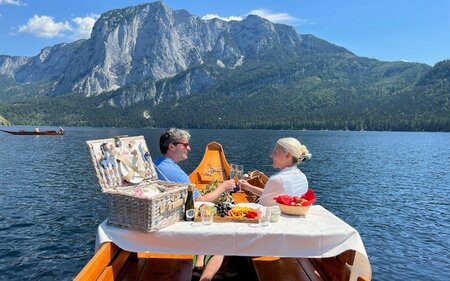 Plätten Breakfast, Altaussee, Trisselwand | © Altaussee Schifffahrt