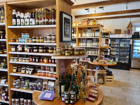 Farmer Shop_inside_Eastern Styria