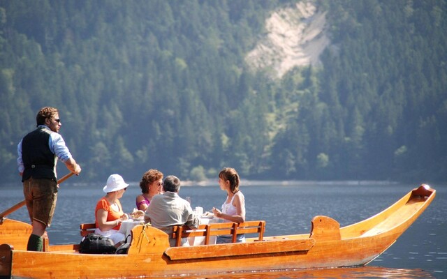 Buch&Boot, Altaussee, Plätten Trip | © Boote Salzkammergut