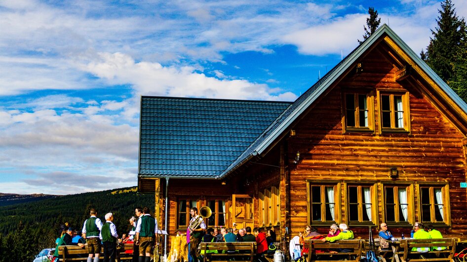 Glatzl Trahütten Alm in St. Lorenzen am Wechsel | © Glatzl Trahütten Alm