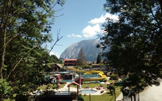 Alpendbad, Bad Mitterndorf, Summer | © Johanna Provatopoulos