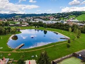 Aerial view of the bathing lake in Pinggau | © Marktgemeinde Pinggau