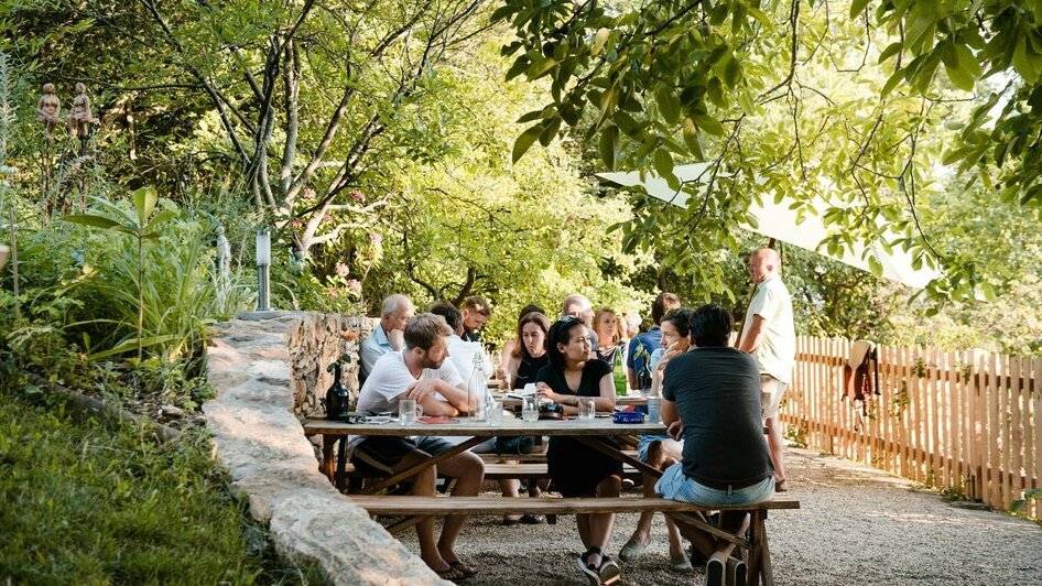 Buschenschank Schmallegger_Garten_Oststeiermark | © Familie Schmallegger