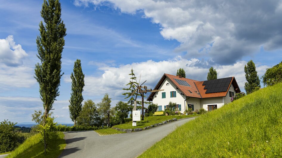 Weingut Dietrich vgl. Tischler | © Weingut Dietrich