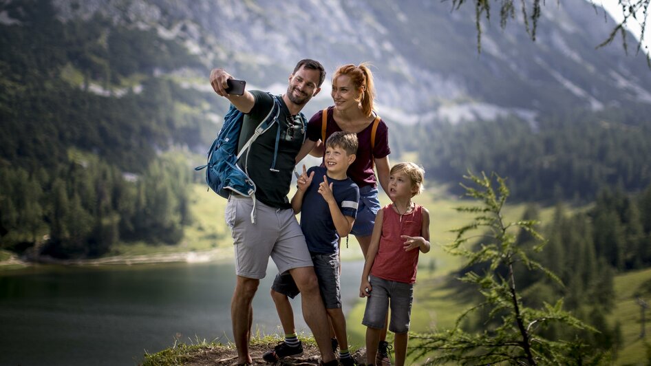 Die Tauplitz, Selfie am Großsee | © Die Tauplitz/Tom Lamm