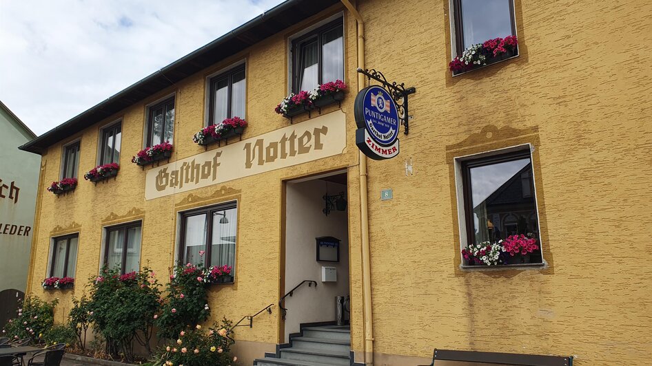 Eingangsbereich vom Gasthof Notter in Pinggau | © Oststeiermark Tourismus