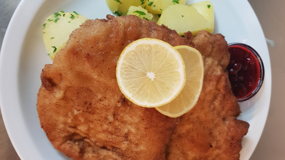 Hubertusalm, Bad Mitterndorf, Wiener Schnitzel | © Hubertusalm_Familie Zechmann