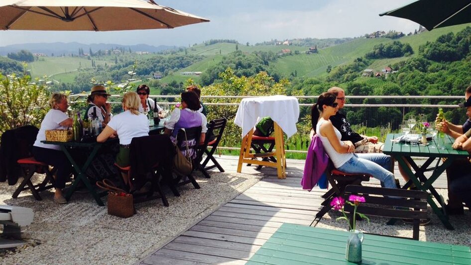 Weingut Gross Terrasse | © Weingut Gross | Familie Gross