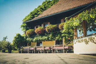 Körbisch Buschenschank Außenansicht | © Buschenschank Körbisch