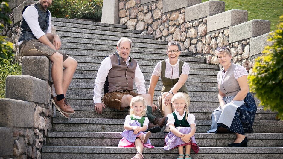 3 Generationen der Familie Bacher | © Heinz Peterherr