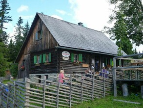 Knödelhütte-Außenansicht | © Regionalmanagement Lavanttal GmbH | Erich Schober