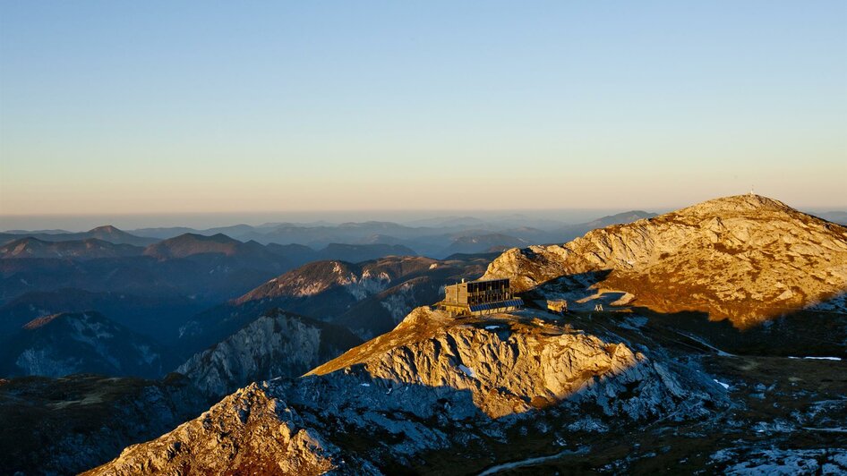 Blick zum Schiestlhaus