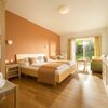 Photo of Lazy Sunday, Double room, bath, toilet, facing the garden | © Hotel-Restaurant Staribacher